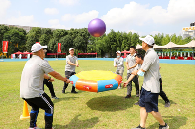 湖北省举行纪念毛泽东同志题词发表70周年全民健身活动